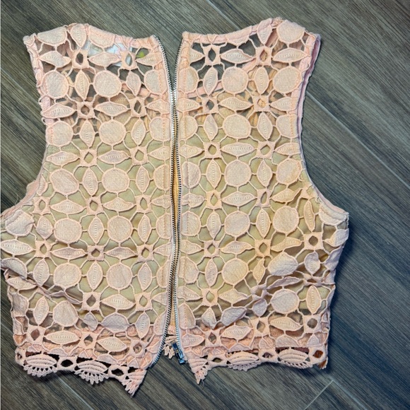 Crop Top - Picture 2 of 5